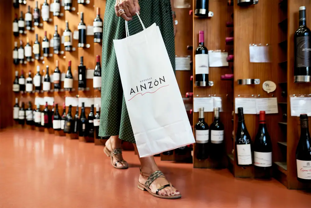 Imagen de «BODEGAS AINZÓN»