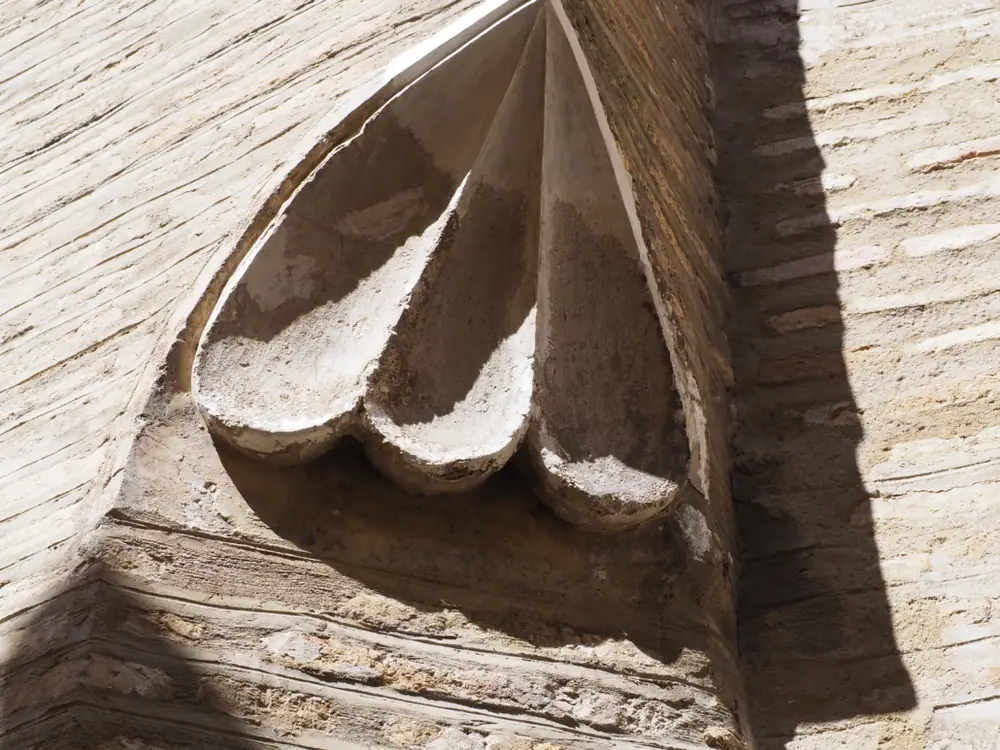 Imagen de ««Casa de las Conchas» – Palacio de los Vera»