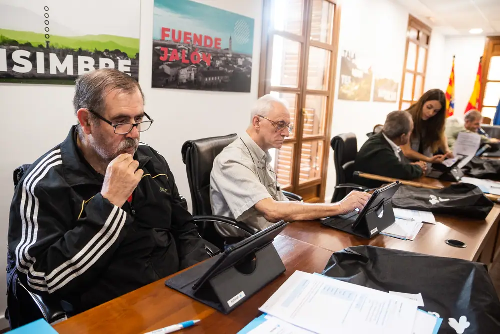 Imagen de «Tablets para la estimulación cognitiva y atención a la soledad de personas mayores en Comarca Campo de Borja»