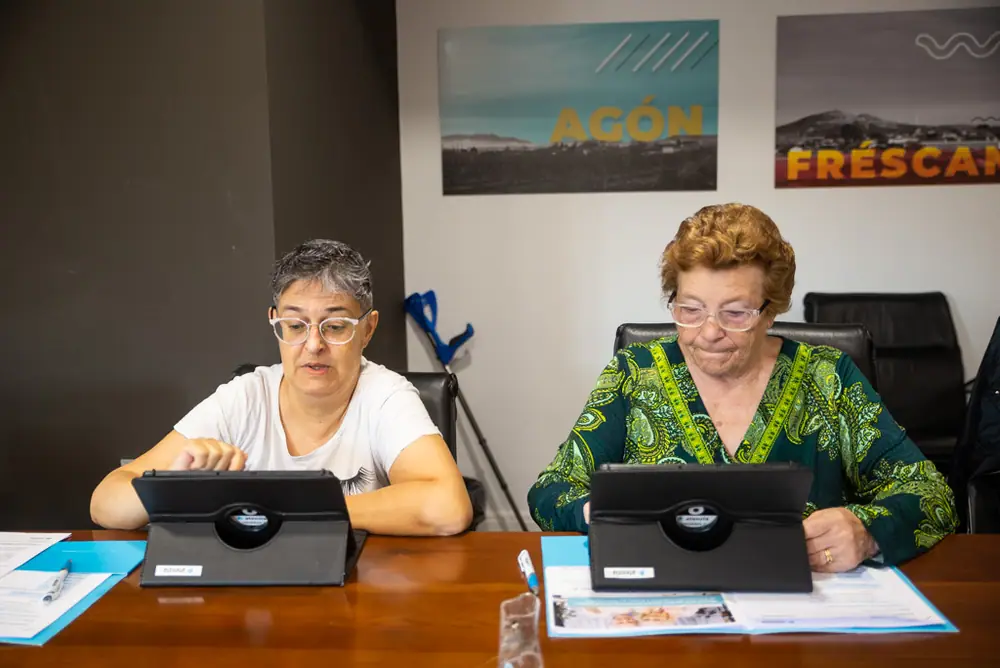 Imagen de «Tablets para la estimulación cognitiva y atención a la soledad de personas mayores en Comarca Campo de Borja»