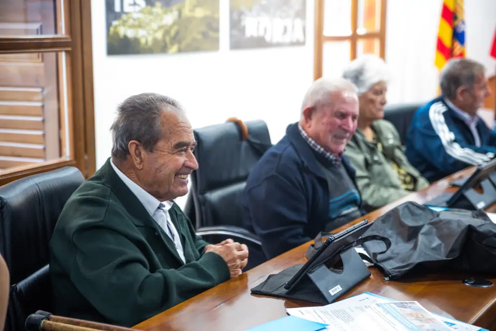 Imagen de «Tablets para la estimulación cognitiva y atención a la soledad de personas mayores en Comarca Campo de Borja»