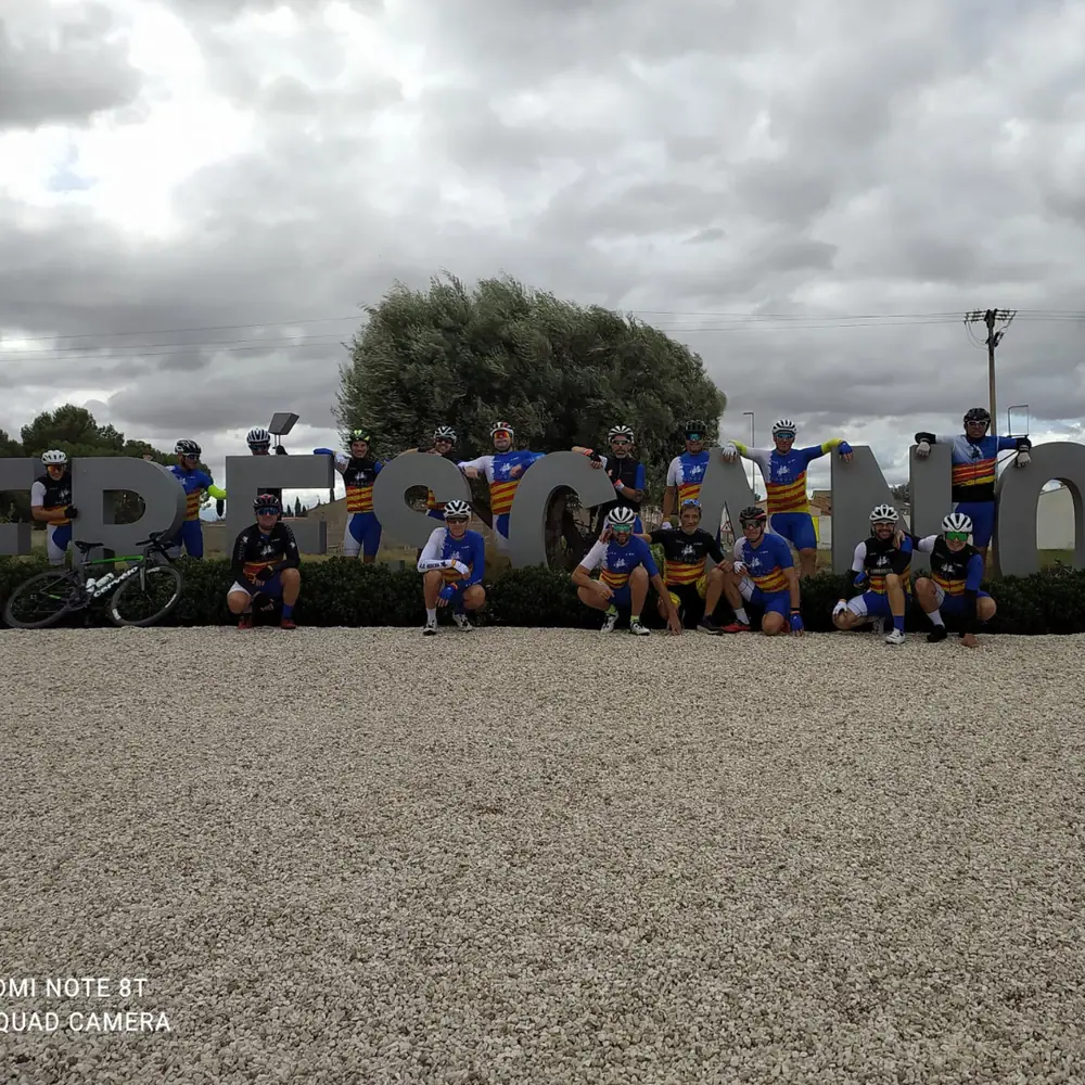 Imagen de «VUELTA A LA COMARCA CON LA AGRUPACIÓN DEPORTIVA HUECHA»