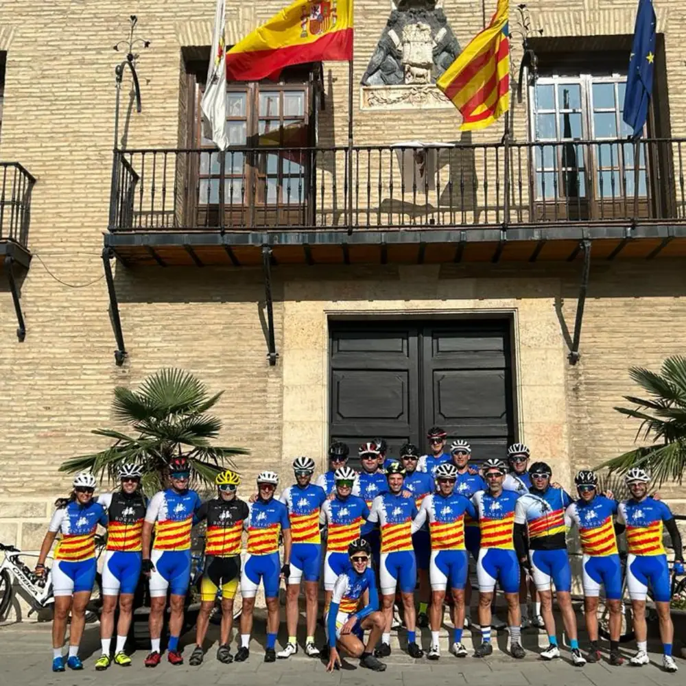 Imagen de «VUELTA A LA COMARCA CON LA AGRUPACIÓN DEPORTIVA HUECHA»