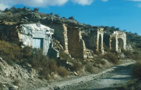 Imagen de «Bodegas en cerro en Alberite de San Juan»